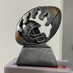 🖤NIB💕Silver Football Trophy